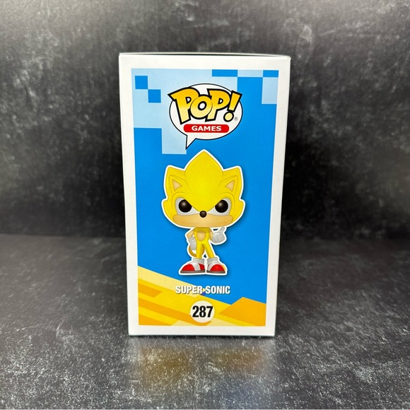FUNKO POP GAMES SONIC THE HEDGEHOG 287 SUPER SONIC VINYL FIGURE GAMESTOP NEW - Picture 3 of 6